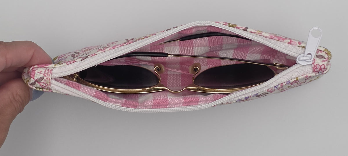 Glases & Pen Case - Terri